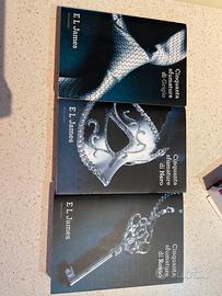 Cinquanta sfumature di Grigio, Rosso, Nero