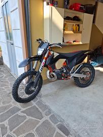 Ktm Exc 250 six days Targata