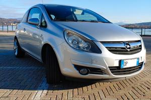 Opel Corsa Gas GPL e benzina