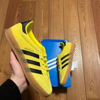 Adidas gazelle indoor yellow and black