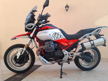 MOTO GUZZI V85 TT 2025 1900km