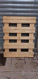 PALLET  / PANCALI in LEGNO pochissimo usati