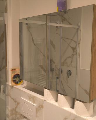 Armadietto bagno con specchio