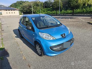 Peugeot 107 uni proprietario neopatentati