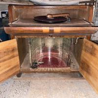 Mobiletto portaliquori e giradischi antico