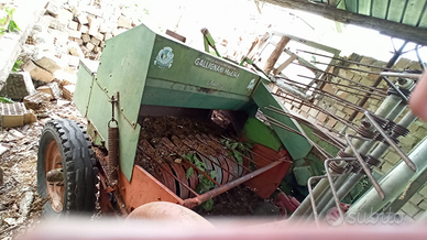 Pressa per fieno, imballatrice, ballette