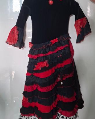 Vestito flamenco spagnolo