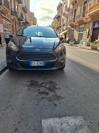 Ford Fiesta gpl/benzina anno 2014 unico proprietar