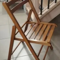 Tavolo richiudibile con n° 4 sedie