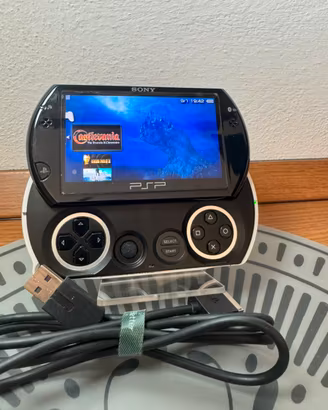 Psp go playstation portatile sony