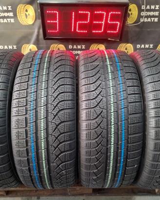 4 GOMME DA NEVE 245 45 18 DELLA PIRELLI CON 80% DO
