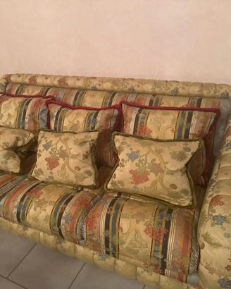 Tris di divani classici in tessuto Jacquard di pre