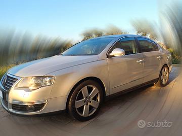 Volkswagen Passat berlina Highline Sport del 2008