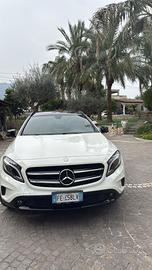 Mercedes Gla