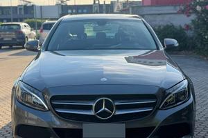 Mercedes Benz C220