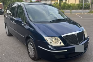 Lancia Phedra 2.0 MJT, 7 posti, gancio di traino