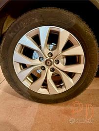 Set cerchi 17+gomme invernali Renault Captur