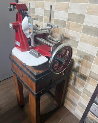 Affettatrice a volano stile vintage