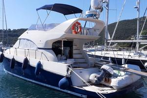 CAYMAN 42 FLY