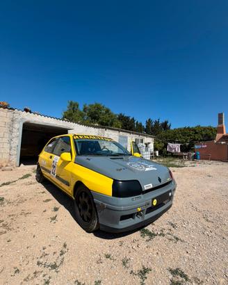 Clio williams