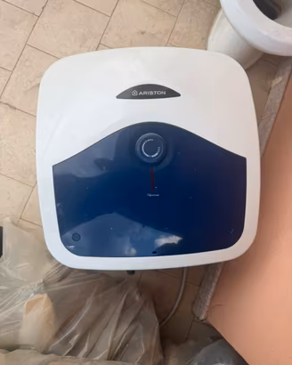 Scaldabagno elettrico 27l Ariston