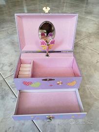 Scatola portagioie con carillon musicale