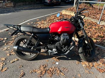 Moto Guzzi V7 Stone III 2019 750cc