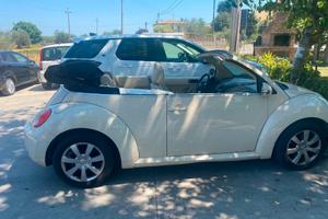 Volkswagen New Beetle 1.6 Cabrio