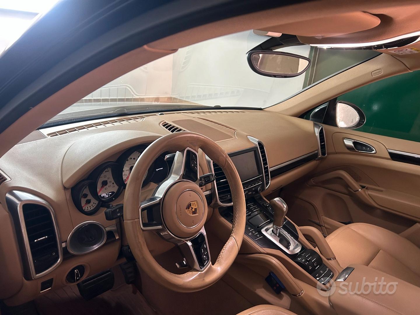 PORSCHE Cayenne 2ªs.'10'18 2016 Auto In vendita a Bari