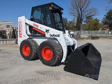 Minipala gommata Bobcat 853H , targata