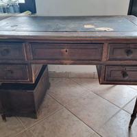 Scrivania stile MINISTERO da centro 1920 PERMUTA