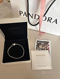 Bracciale pandora moments chiusura cuore