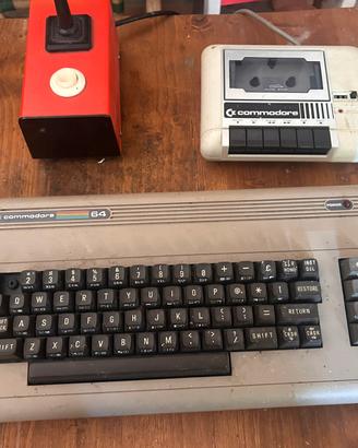 Commodore 64 originale + tape + joystick