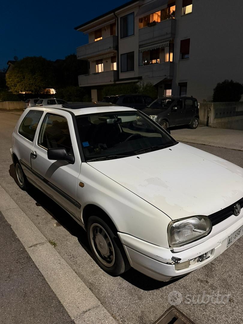 Volkswagen Golf 1996 photo 3