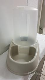 dispenser e ciotola
