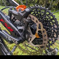 SPECIALIZED STUMPJUMPER FSR COMP CARBON 650+