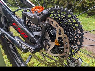 SPECIALIZED STUMPJUMPER FSR COMP CARBON 650+