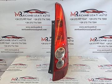 STOP FANALE POSTERIORE DESTRO FORD Fiesta 5° Seri