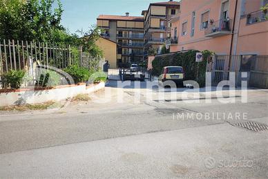 Box auto - Zona Cappuccini