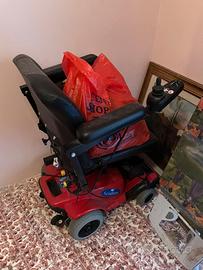 Sedia elettrica a rotelle