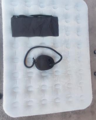 Materasso gonfiabile 140x190 con pompa e borsa