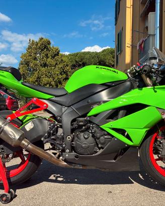 kawasaki ninja zx6r 2009