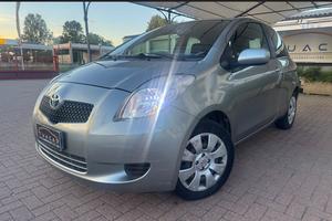 Toyota Yaris 1.0 VVT-i Sol #50407