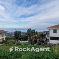 CONTESTO RESIDENZIALE DI SOLE VILLE CON SPLENDIDA