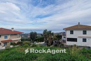 CONTESTO RESIDENZIALE DI SOLE VILLE CON SPLENDIDA