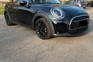 MINI Cooper 1.5 - 5 porte