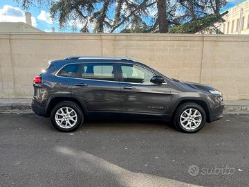 Jeep Cherokee 4 serie 2000 Mtj Longitude 2.0 4x4