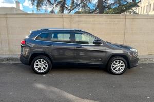 Jeep Cherokee 4 serie 2000 Mtj Longitude 2.0 4x4