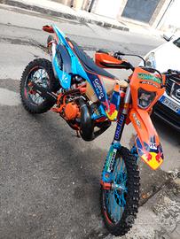 ktm 300 exc six days 2017 a carburatore 