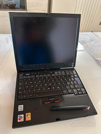 Laptop IBM ThinkPad X41-Vintage da collezione